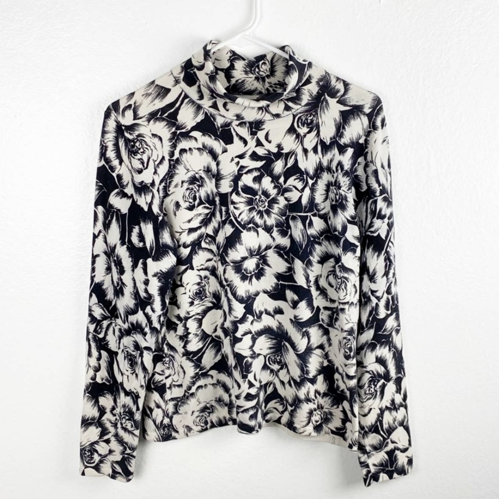 Gorgeous Talbot's silk floral turtleneck blouse